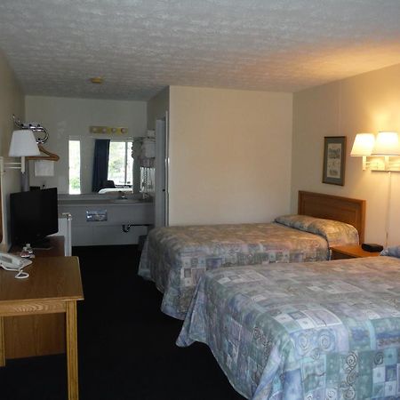 The Springs Motel Saratoga Springs Exterior photo